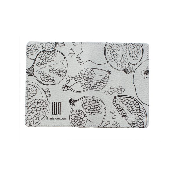 passport_woolcrafts_granat_grey_3_white